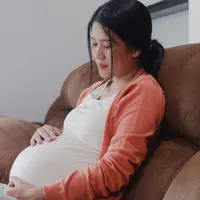 Berbagai kegiatan stimulasi yang bisa dilakukan untuk bayi di dalam kandungan. (foto: tirachardz/freepik)