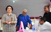 Megawati dan Taufiq Kiemas nyoblos di TPS 031