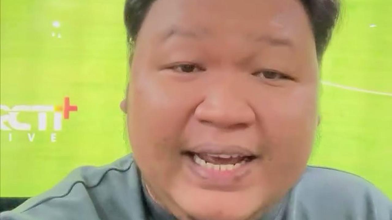 Komedian Rahmet Ababil Kirim Video Terbuka untuk Sutradara Film JUMBO: Bang, Tolong Bikinin Film Animasi Timnas Indonesia