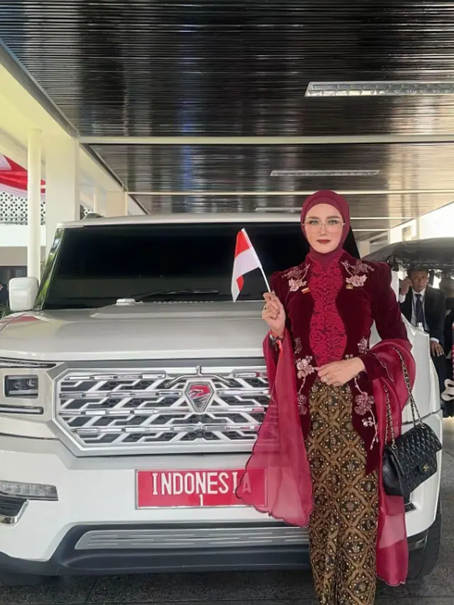 Potret Artis Berhijab di Upacara Peringatan 17 Agustus 2025