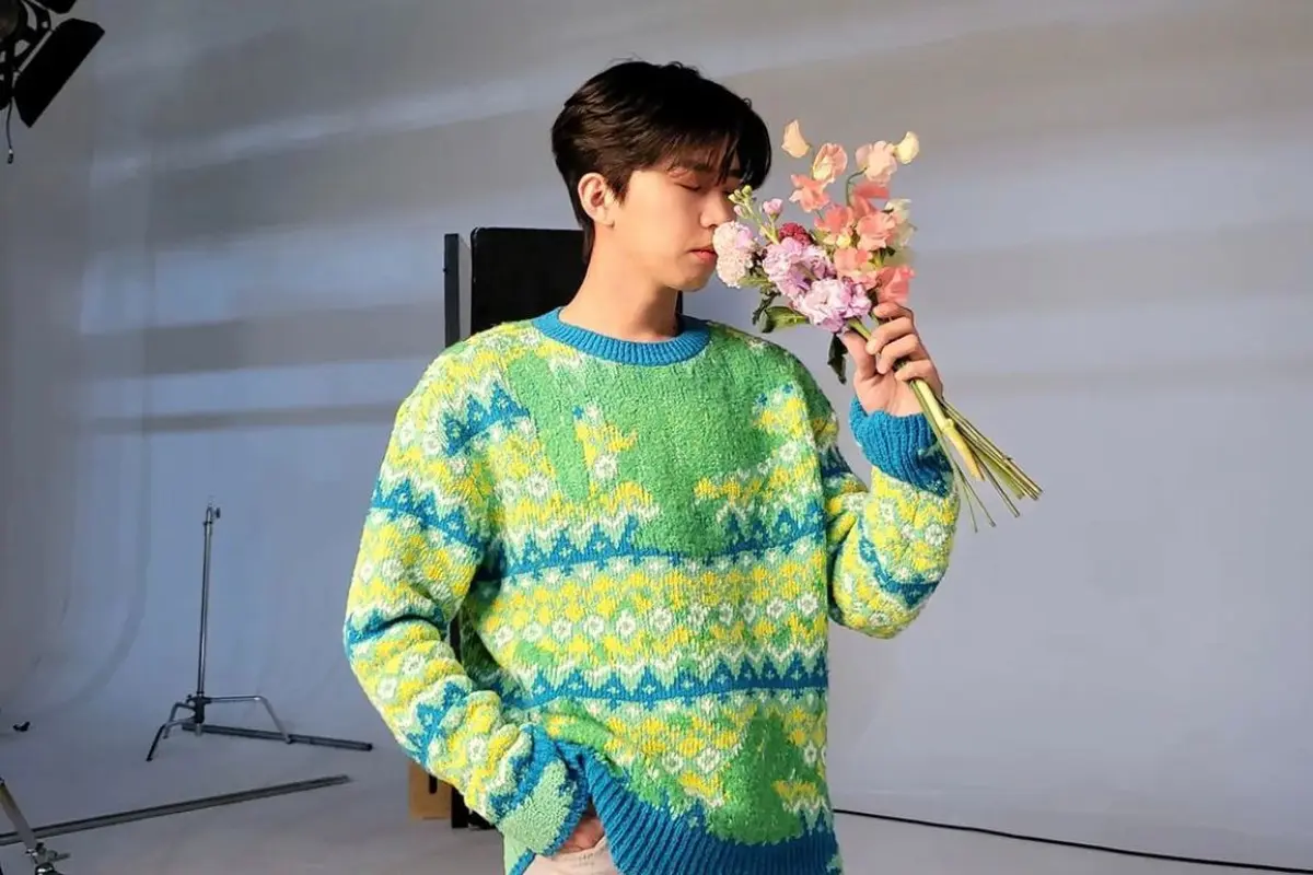 Inspirasi gaya busana Lim Young Woong