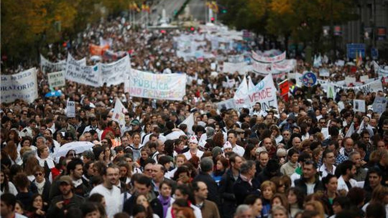Kecewa terhadap kebijakan pemerintah, ribuan warga Spanyol demo
