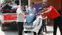 AHM mulai melakukan pengiriman unit All New Honda PCX kepada konsumen pada minggu ketiga bulan September di area pulau Jawa.