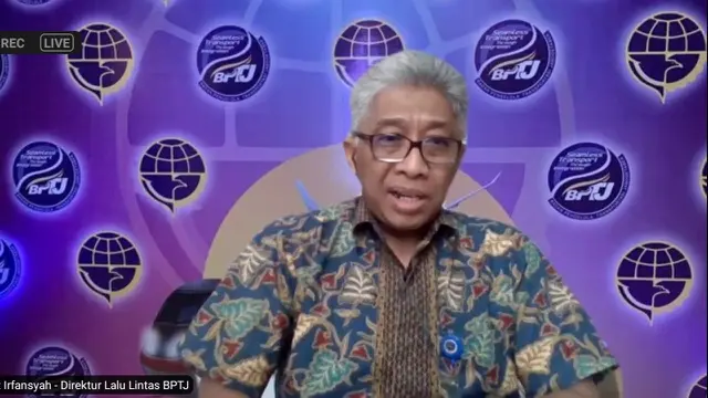 Direktur Lalu Lintas Badan Pengelola Transportasi Jabodetabek (BPTJ) Sigit Irfansyah dalam diskusi publik MTI: Evaluasi Efektivitas Ganjil-Genap di Masa PPKM, Kamis (4/11/2021).