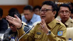 Menteri Dalam Negeri Tjahjo Kumolo akan mengajukan revisi Undang-Undang KPU. Revisi itu terkait aturan yang mengatur mekanisme pemilihan di pilkada, sehingga tak ada lagi warga yang tidak bisa menggunakan hak pilihnya.