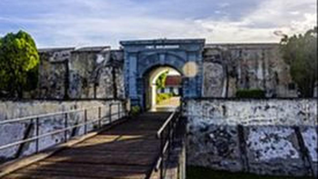 <b>Benteng Terbesar Inggris</b>