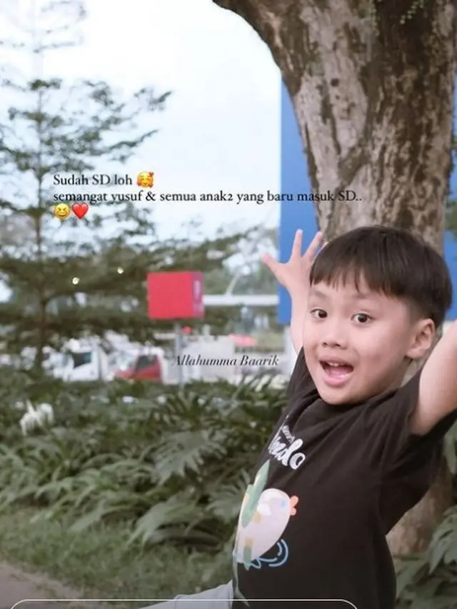 7 Potret Larissa Chou Anak Perdana Masuk SD, Sudah Tumbuh Besar