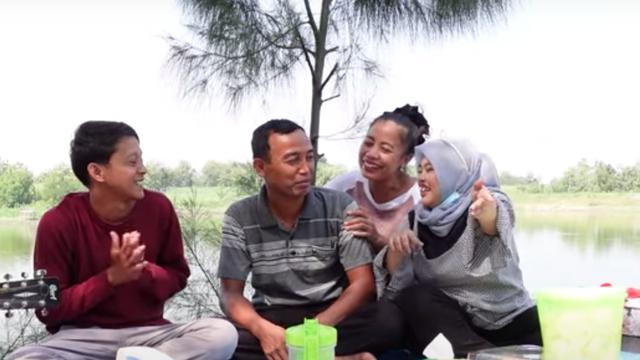 Unggahan Kekeyi. (Foto: YouTube Rahmawati Kekeyi Putri Cantikka)