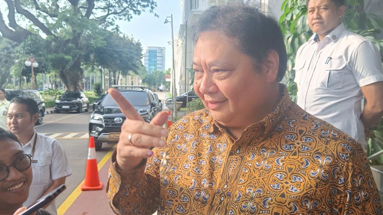 Tepis Ingin Rebut Kursi Ketua DPR