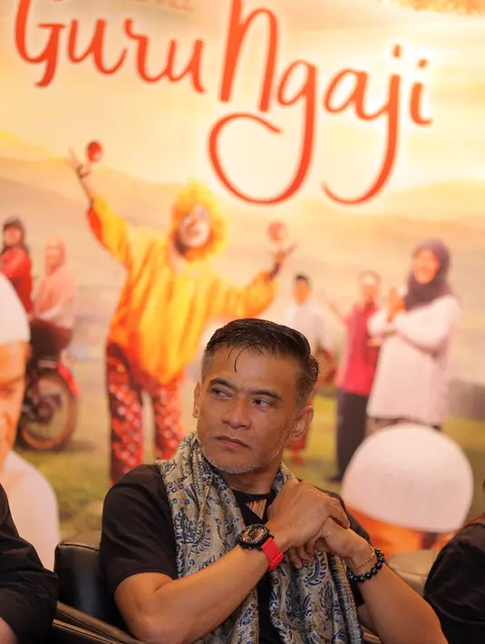 Donny mengaku banyak belajar dari film yang baru saja dibintangi tersebut. Saat menjadi kepala rumah tangga dalam kondisi sebagai badut dan juga banyak belajar tentang hidup ikhlas. (Deki Prayoga/Bintang.com)