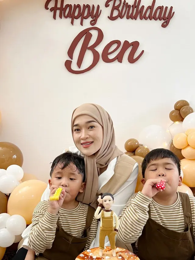 Ririe Fairus dan Ayus Sabyan