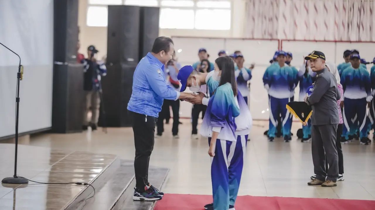 Bupati Jember Hendy Siswanto kukuhkan atlet yang akan berlaga di Pekan Olahraga Provinsi Jawa Timur (Istimewa)