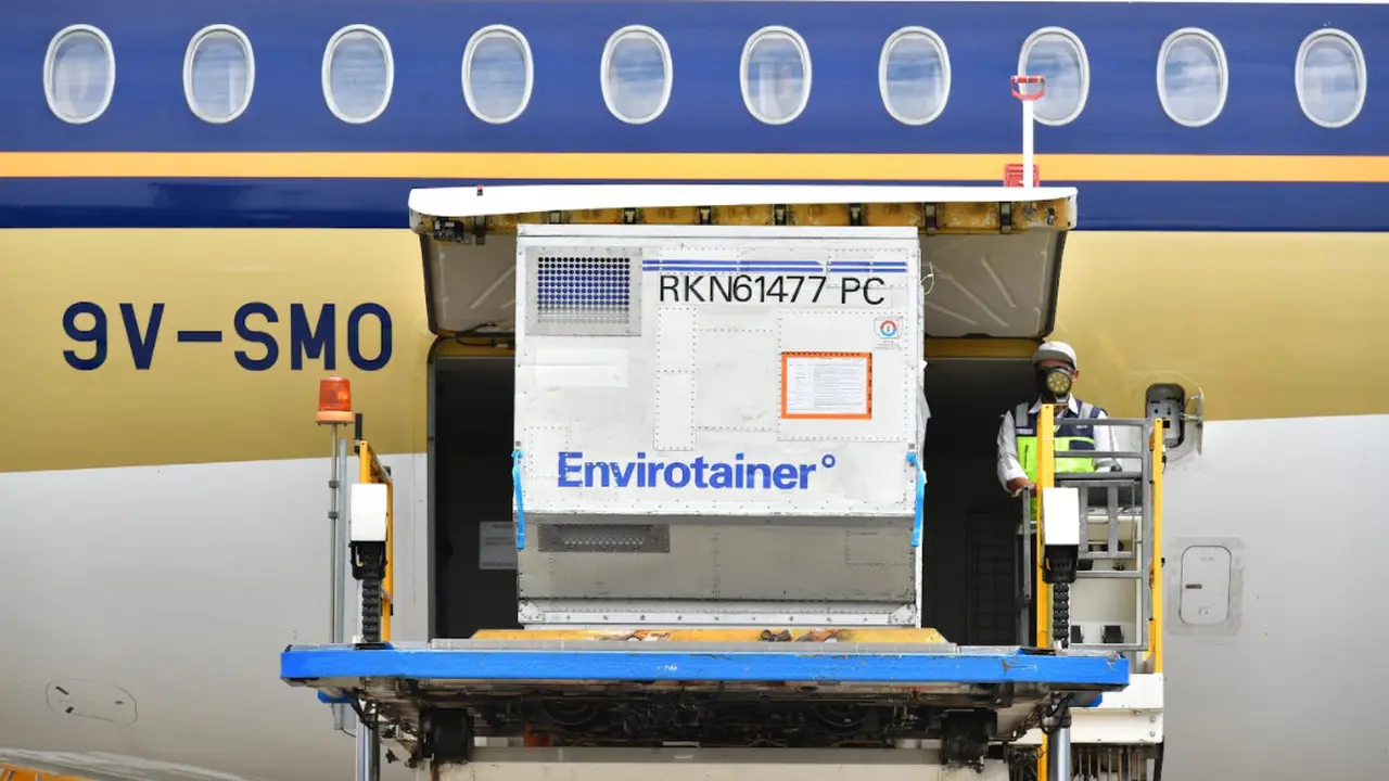 Kedatangan vaksin AstraZeneca pada Jumat, 29 Oktober 2021 (Foto: FMB)