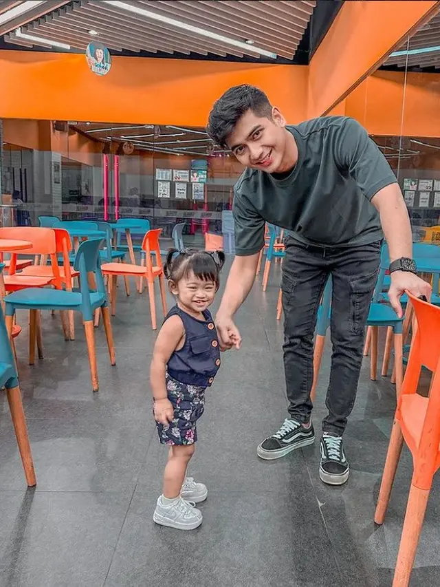 Potret Teuku Ryan dan Moana (Sumber: Instagram/teukuryantr)