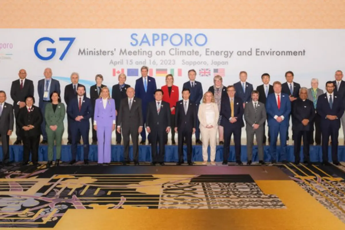 G7