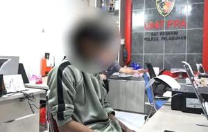 Satreskrim Polres Pelabuhan Makassar menangkap seorang pemuda berinisial SI (26) usai diduga melakukan tindak pidanan kekerasan seksual terhadap adik kandungnya sendiri. (Foto: Istimewa).