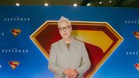 James Gunn dalam acara fan event film Superman di Manila, Filipina. (dok. Warner Bros)