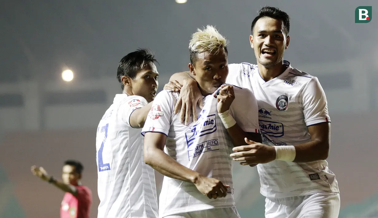 Pria asal Malang tersebut memborong dua gol untuk kemenangan tim Singo Edan. (Bola.com/M Iqbal Ichsan)
