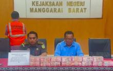Kontraktor SB Ditahan Kejari Mabar dalam Kasus Korupsi Proyek Jalan Golo Welu-Orong, Kembalikan Rp1,8 Miliar Kerugian Negara