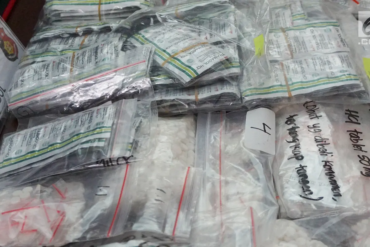 Polisi Bongkar Peredaran Obat Tanpa Izin di Jakarta