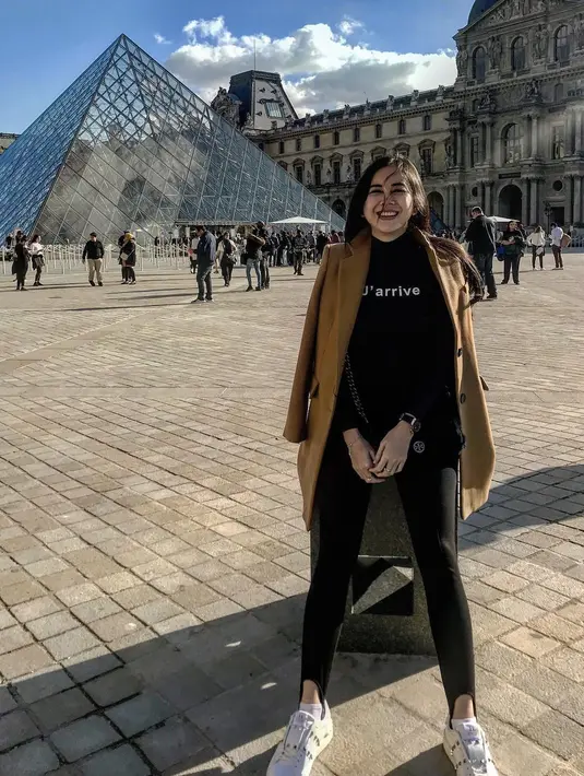 (Instagram/aurakasih)