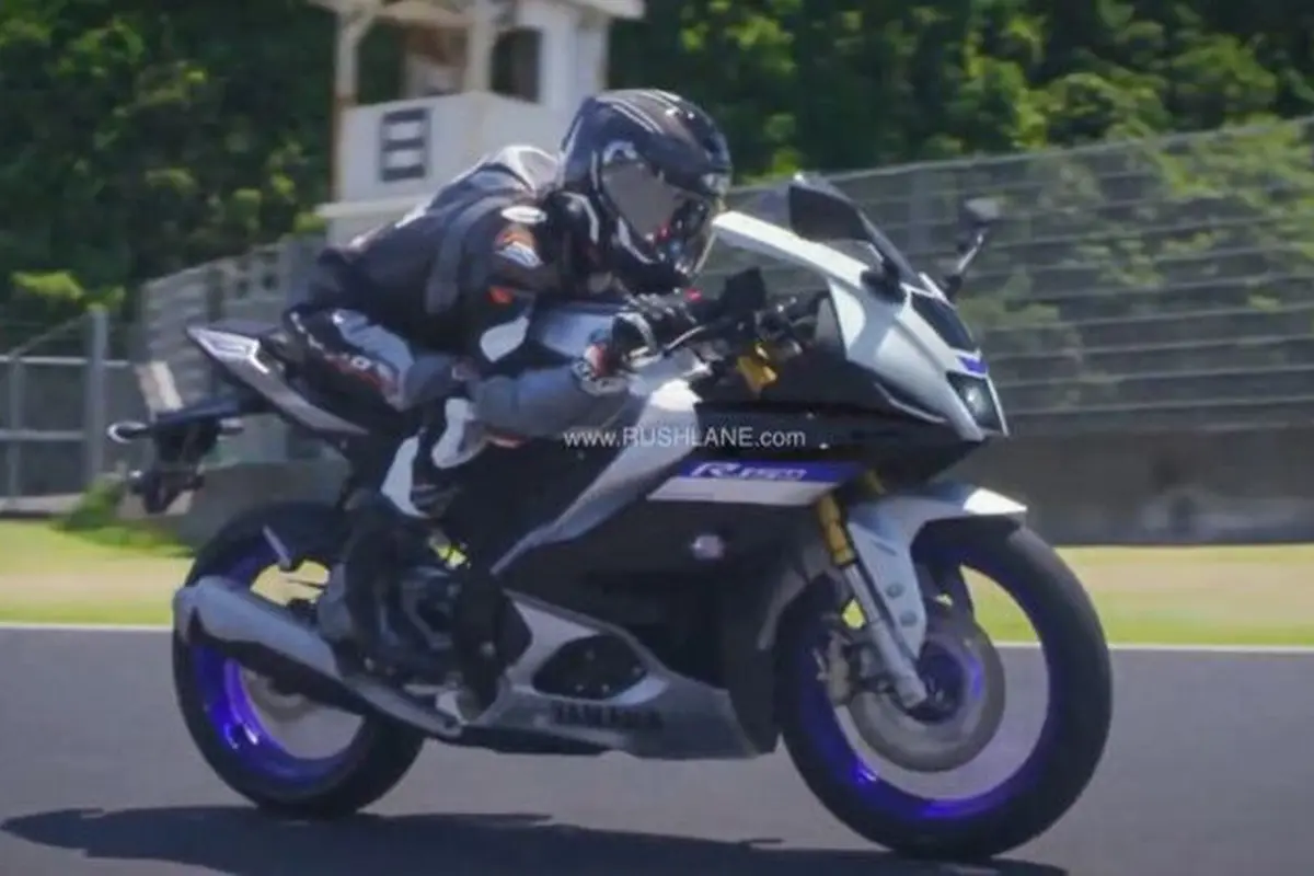 Yamaha R15 V4 Resmi Meluncur dengan Banyak Penyempurnaan (Rushlane)