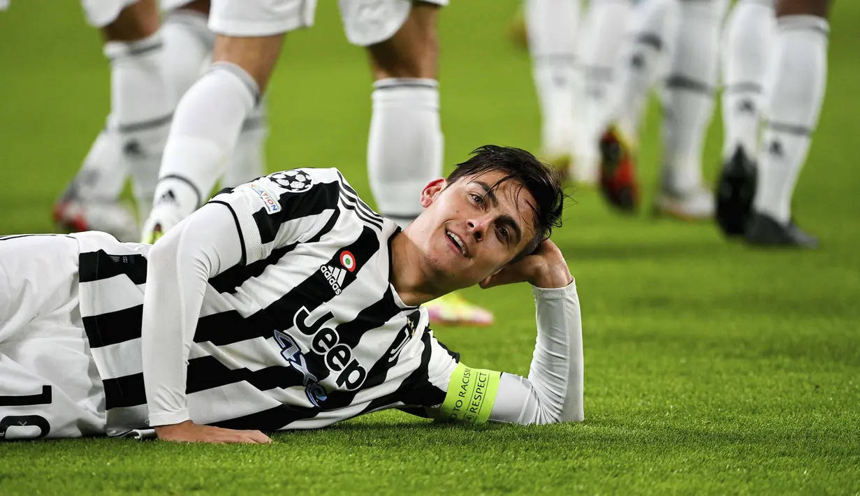 Paulo Dybala - Penyerang lincah ini tampil memukau saat membawa Juventus menang 4-2 atas Zenit St Petersburg di Allianz Stadium. Dybala mencetak dua dari empat gol pada pertandingan tersebut. (AP/Marco Alpozzi)