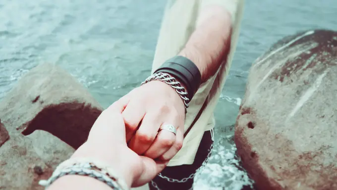 Bila Kamu Menemukan Bahagiamu, Ingat Aku Pernah Berjuang Untukmu