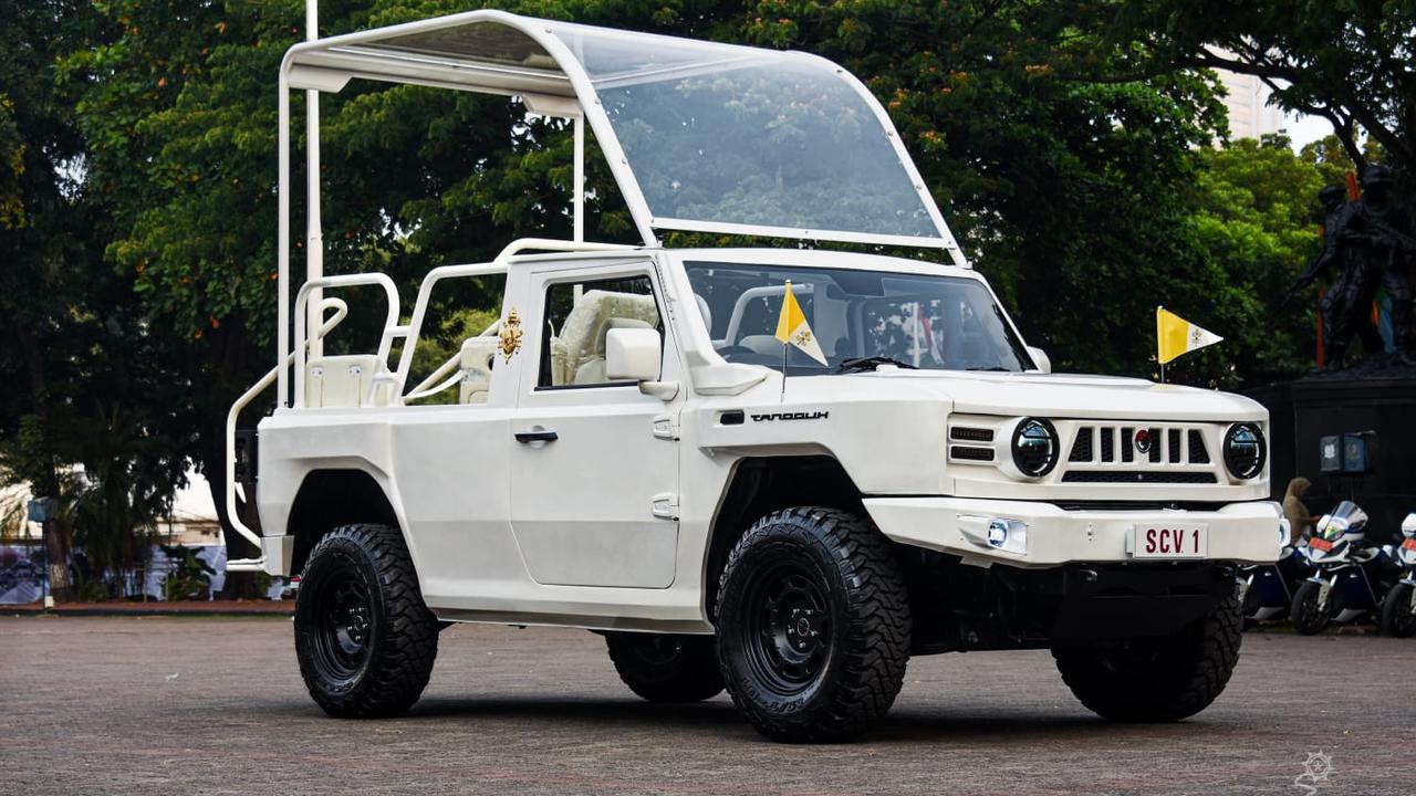 Mobil Maung Pindad yang Digunakan Paus Fransiskus