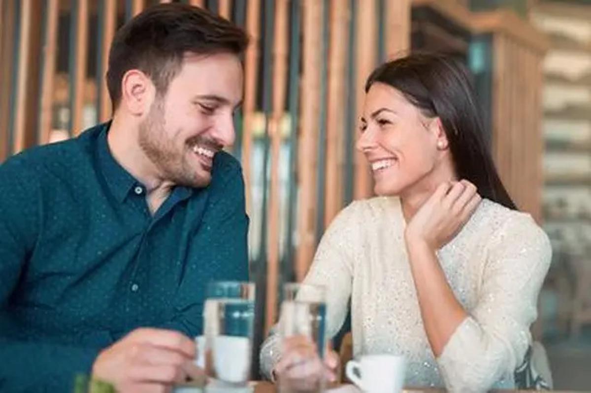 5 Sikap Perempuan Penyayang yang Membuat Pria Terpesona