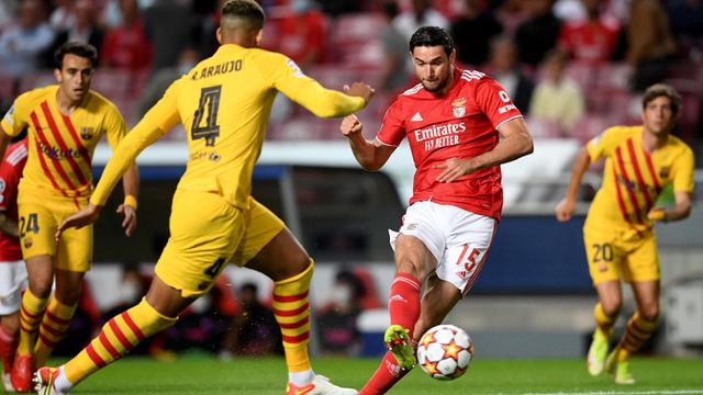 Foto: Barcelona Jadi Juru Kunci Grup E usai Keok 0-3 di Kandang Benfica dalam Matchday Kedua Liga Champions 2021 / 2022