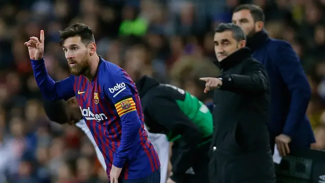 2 Gol Messi Selamatkan Barcelona Kalah dari Valencia
