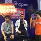 Muhamad Sadad dan Muklay membagikan tips sukses mendirikan clothing line. (Liputan6.com/Esther Novita Inochi)