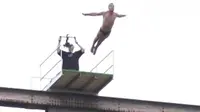 Atlet loncat indah Slovenia tewas usai terjun dari papan 20 meter (omvradio.com)