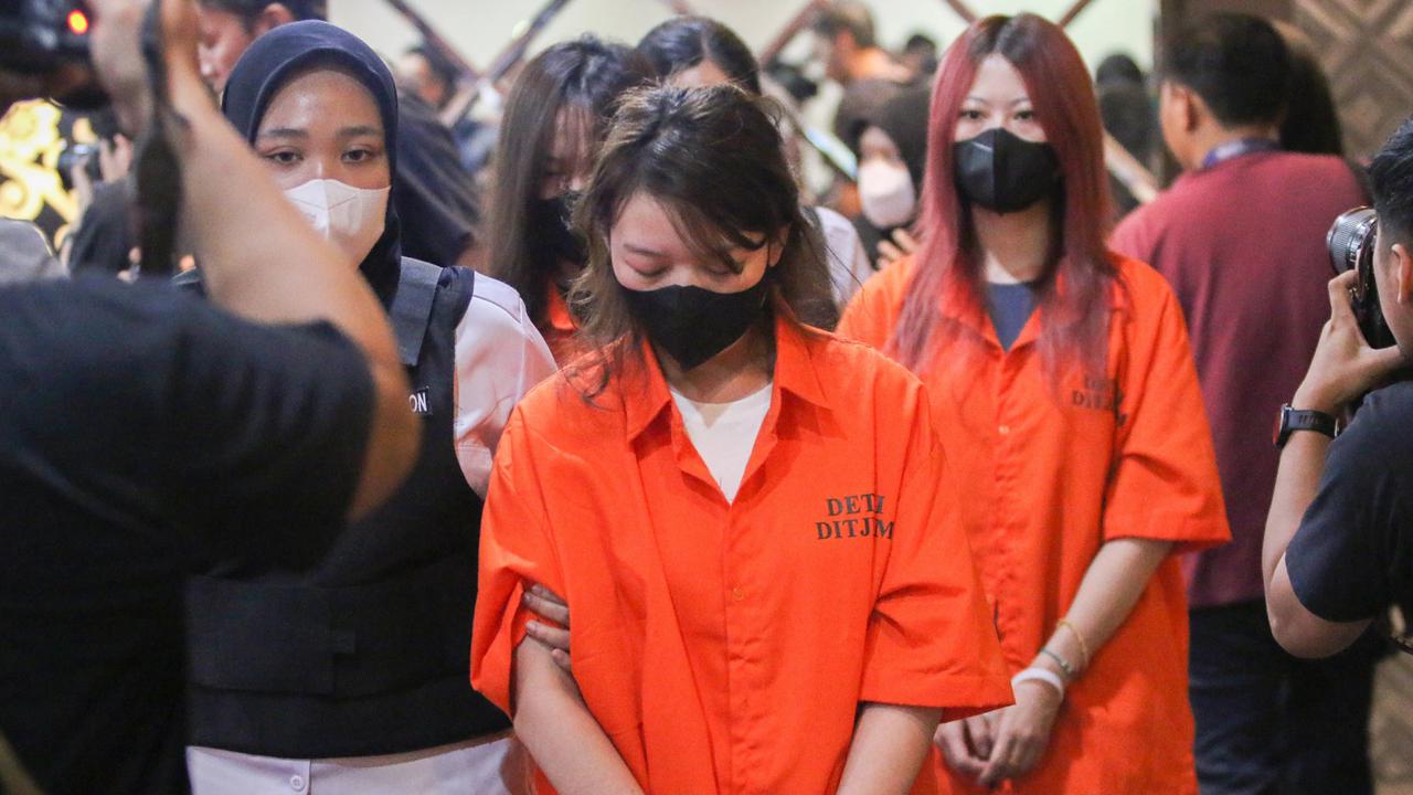 FOTO: Ratusan Warga Negara Asing Terjaring Operasi Wirawaspada 2025