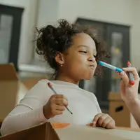 Anak yang diberi ruang untuk menikmati proses cenderung lebih siap menghadapi berbagai pengalaman baru. [Dok/Pexels.com/
cottonbro studio].