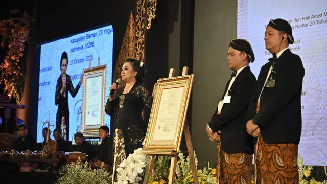 Penyerahan simbolis Sertifikat HAKI