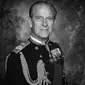 Potret Pangeran Philip muda dalam kenangan keluarga Kerajaan Inggris. Potret Pangeran Philip yang tutup usia pada umur 99 tahun. (Dok. Instagram @theroyalfamily/https://instagram.com/theroyalfamily?igshid=zx87he6k6b6r/Dinda Rizky)