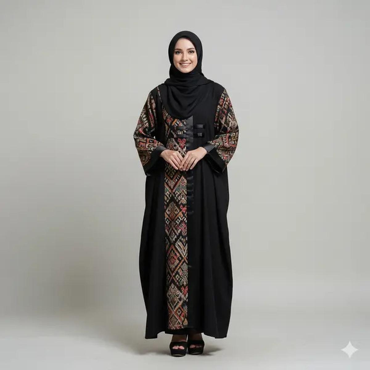 8 Model Gamis Hitam Kombinasi Brokat dan Satin, Mewah dan Elegan