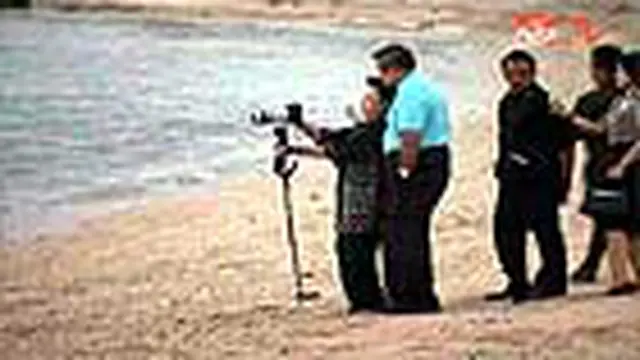SBY dan Istri Berlibur di Pantai Mandalika