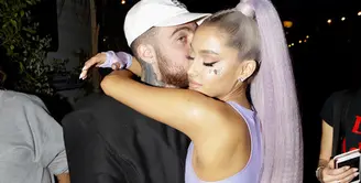 Meski sudah putus, namun sepertinya Ariana Grande masih   perhatian dan sayang dengan sang mantan, Mac Miller. (instagram/arianagrande)