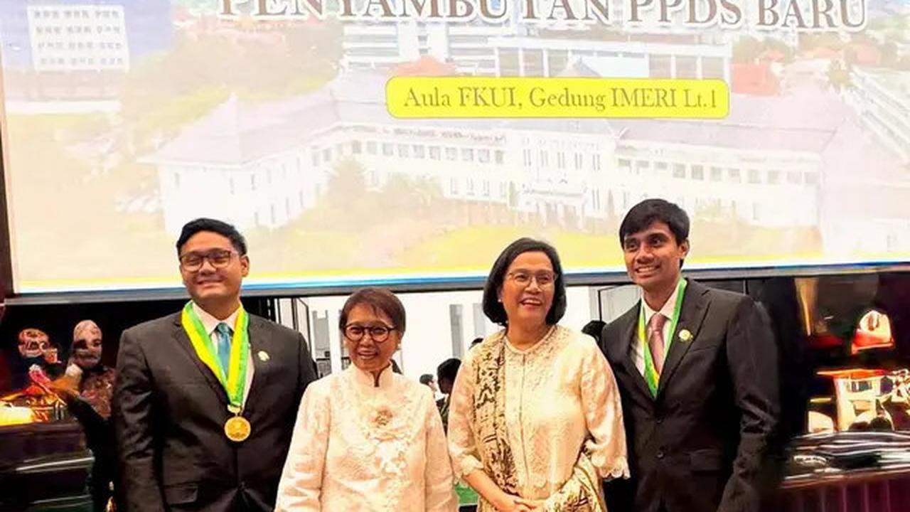 6 Potret Kompak Sri Mulyani dan Retno Marsudi Hadiri Wisuda Anak, Tampil Elegan dengan Kebaya Putih