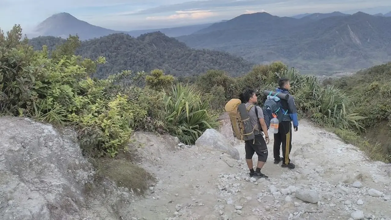 12 Tempat Wisata di Berastagi yang Wajib Dikunjungi, Unik dan Menarik