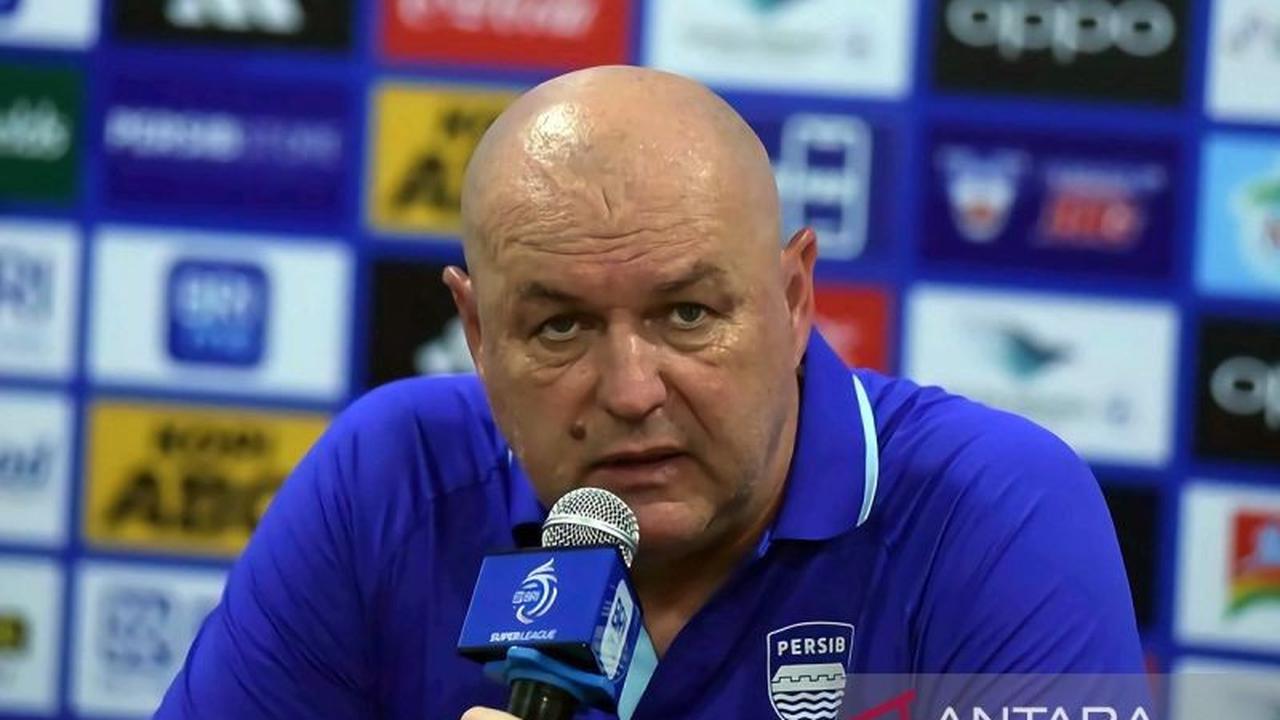 Bojan Hodak Sayangkan Kesalahan Fatal Persib Saat Ditahan Imbang Dewa United