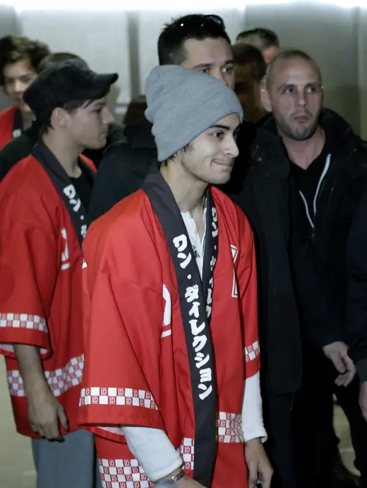 Pribadi yang suka bercanda dari pria berusia 21 tahun inilah yang membuat penyanyi Jess Glynne menyukainya dan tertarik untuk bekerjasama. (Bintang/EPA)