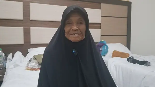 Sutiah binti Sunyoto, jemaah haji Lampung tertua.