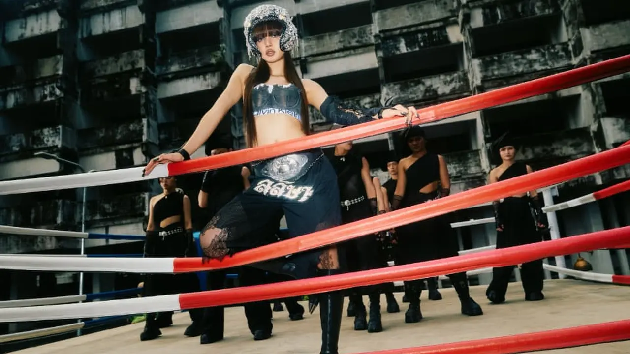 Lisa BLACKPINK