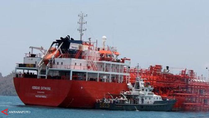 Pertamina Operasikan Kapal Angkut Gas Terbesar di Dunia ...