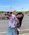 Joy Red Velvet menjadi salah satu idol yang begitu dikagumi oleh banyak orang. Lewat akun Instagramnya, idol kelahiran 3 September 1996 ini kerap tampil dengan outfit berbahan denim yang simpel, tapi tetap stylish. Berikut gayanya yang bisa kamu tiru. (Instagram_imyour_joy).