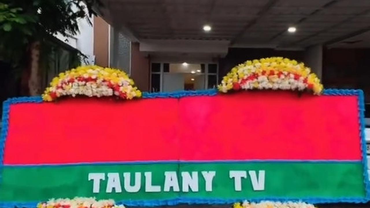 Dikirimi Karangan Bunga Kosong, Dicky Difie: 'Andre Taulany Ngirim Bunga Aja Lucu'